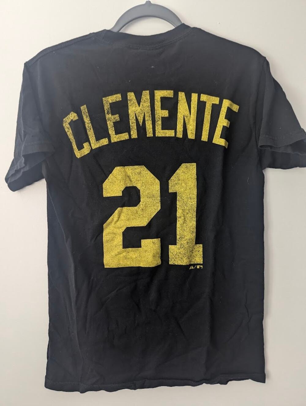 Pittsburgh Pirates Clemente #21 Men Small Majestic T-Shirt Black MLB Graphic Tee